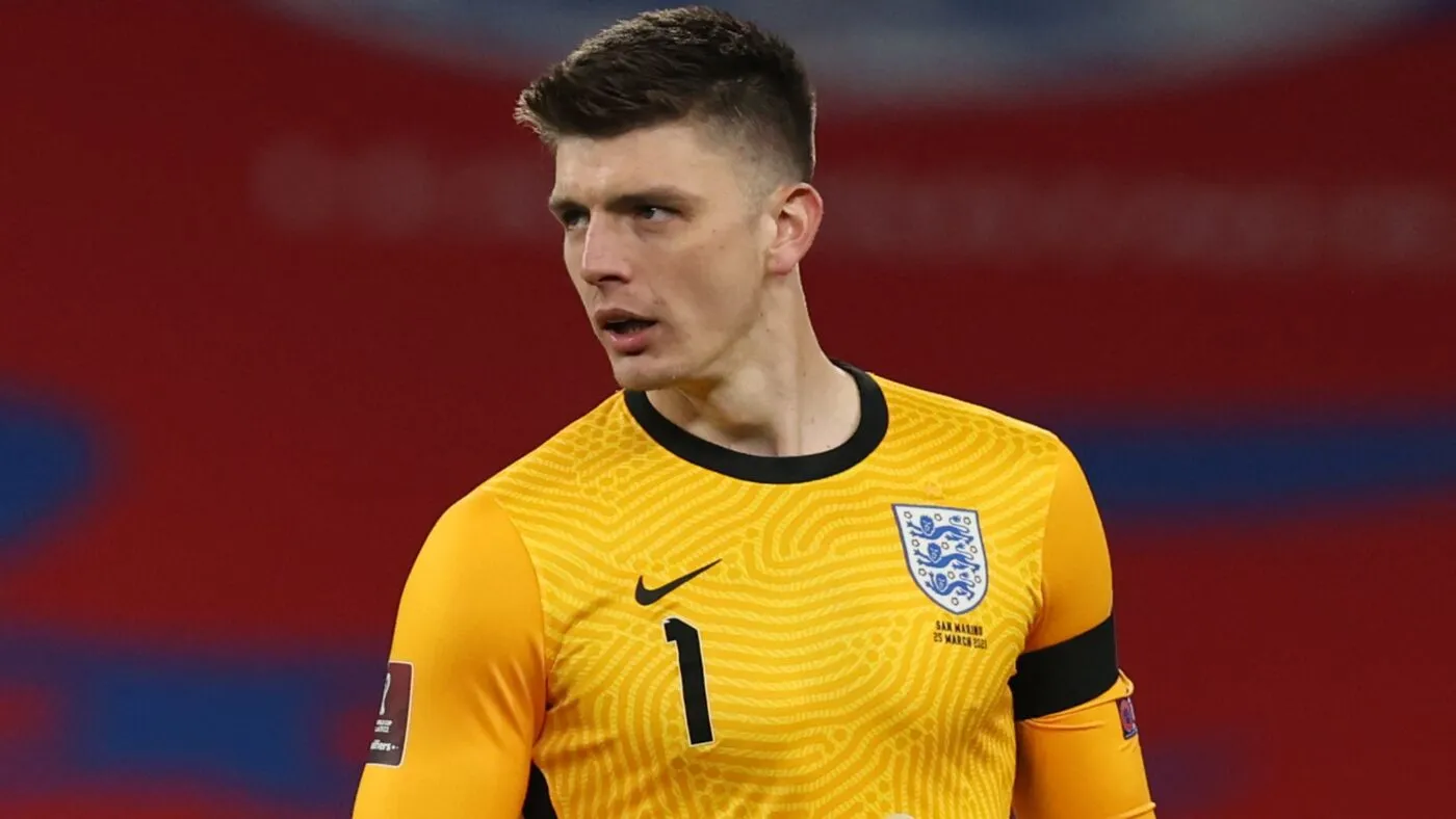 Nick Pope - thủ môn quốc tế của đội tuyển Anh và Newcastle United, thể hiện phong độ đẳng cấp với tinh thần trách nhiệm cao.